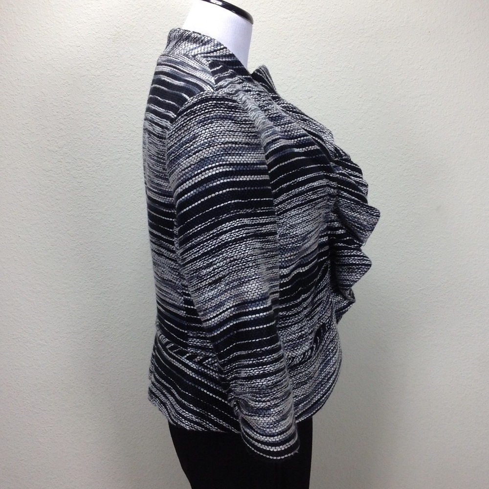 Democracy Black & Gray Peplum Blazer - Picture 6 of 8